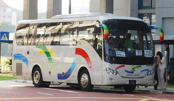 （公司班車接送）讓員工出行更便捷、更舒適